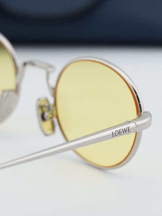 Loewe LW40151U 16J Oval Sunglasses – Silver\\Light Yellow main image 3